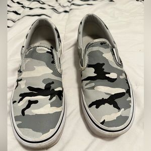 Women’s Vans Slip-On Grey Camo Print